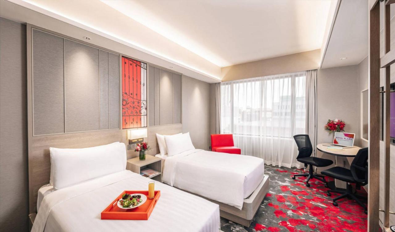 Royal Plaza On Scotts Hotell Singapore Exteriör bild Deluxe Room