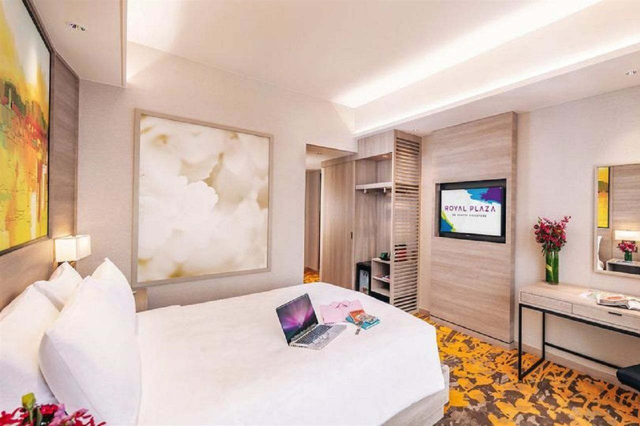 Royal Plaza On Scotts Hotell Singapore Exteriör bild Deluxe Room