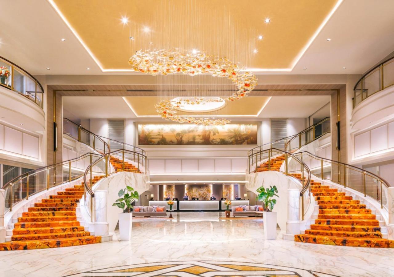 Royal Plaza On Scotts Hotell Singapore Exteriör bild Lobby
